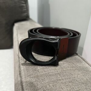 Coach Sculpted C Buckle Leather Belt